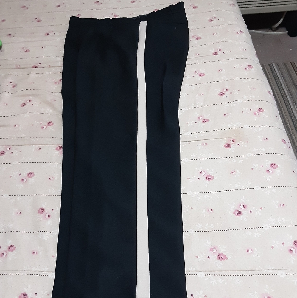 Uniform slacks